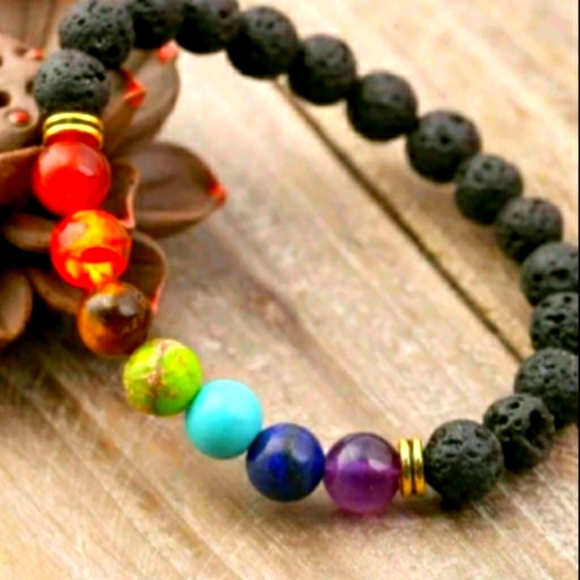 ❤CHAKRA LAVA HEALING STONE BRACELET - Picture 1 of 6